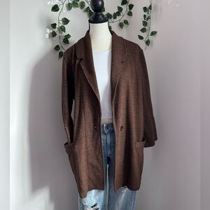 Vintage Brown and Black Houndstooth Women's Blazer Coat from the Weekenders